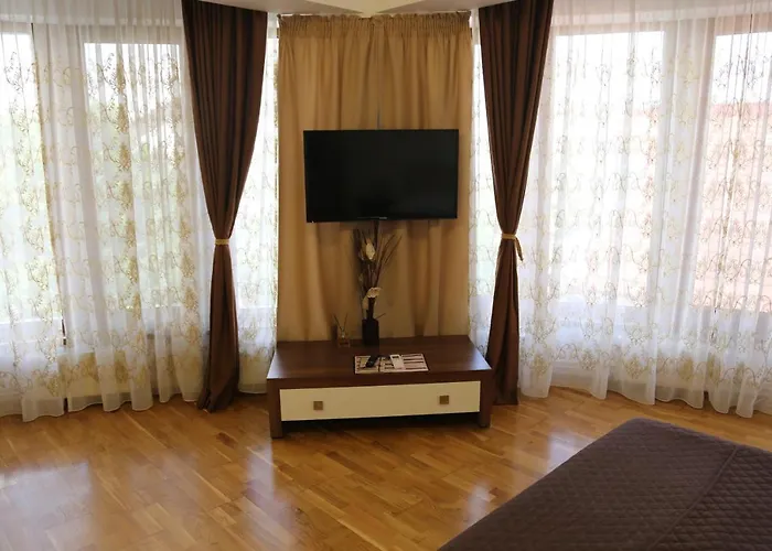 Anamaria Mamaia Nord *