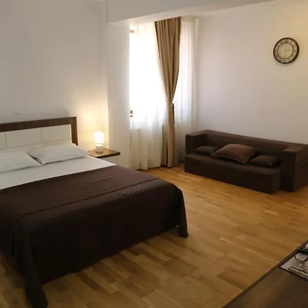 Anamaria Mamaia Nord *